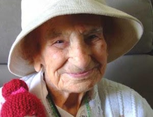 Olive, The oldest blogger in the world